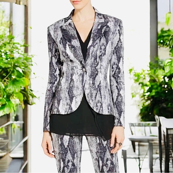St John Black & White Snakeskin Python Print Cotton Blazer 0 - Picture 2 of 10
